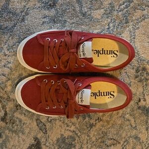 red sneakers - Simple